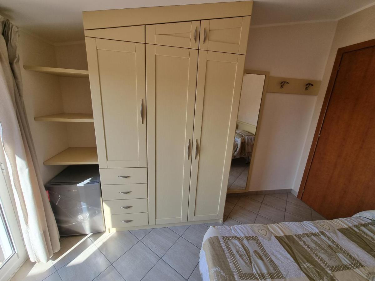 B&B E Casa Vacanza Al Castello Роччелла-Ионика Экстерьер фото