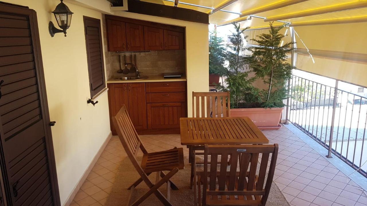 B&B E Casa Vacanza Al Castello Роччелла-Ионика Экстерьер фото