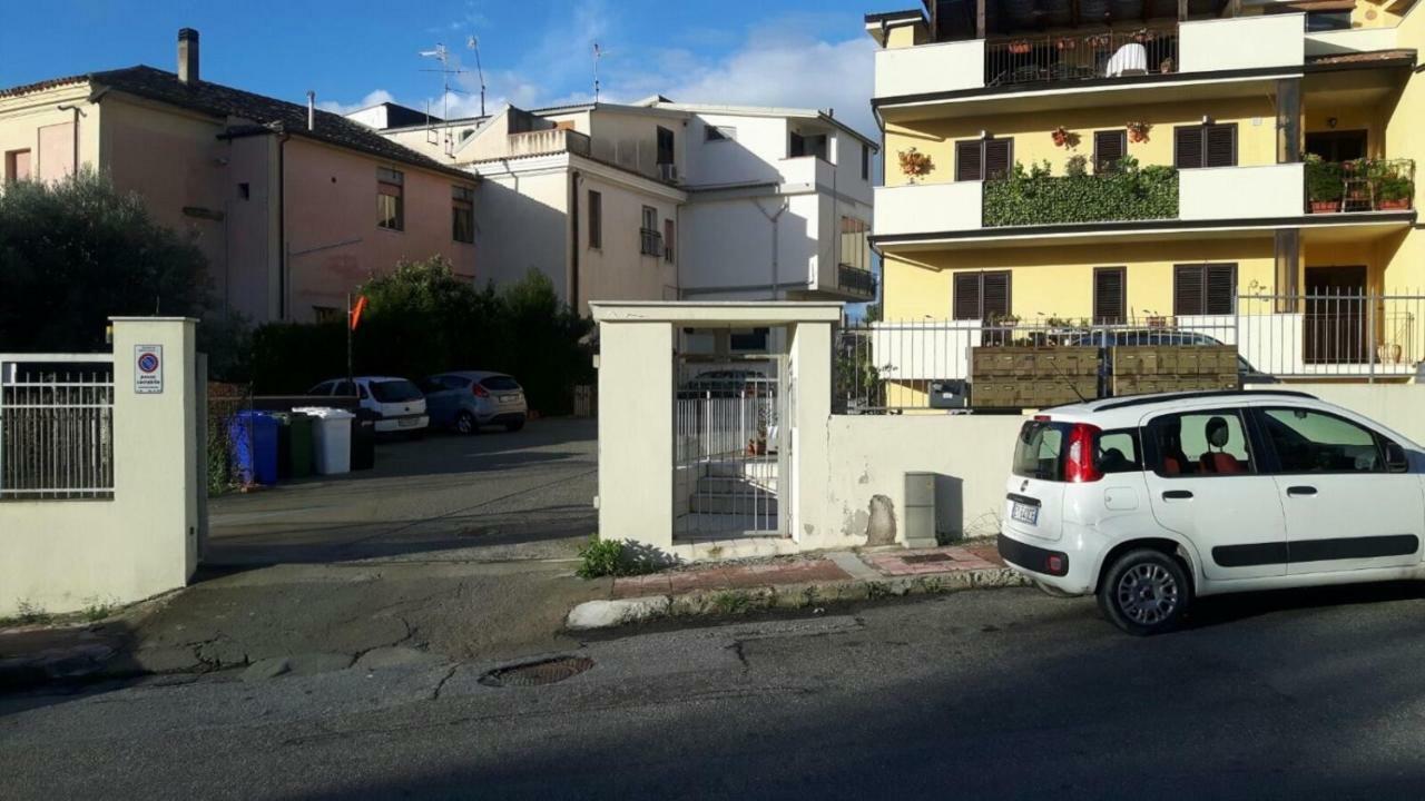 B&B E Casa Vacanza Al Castello Роччелла-Ионика Экстерьер фото